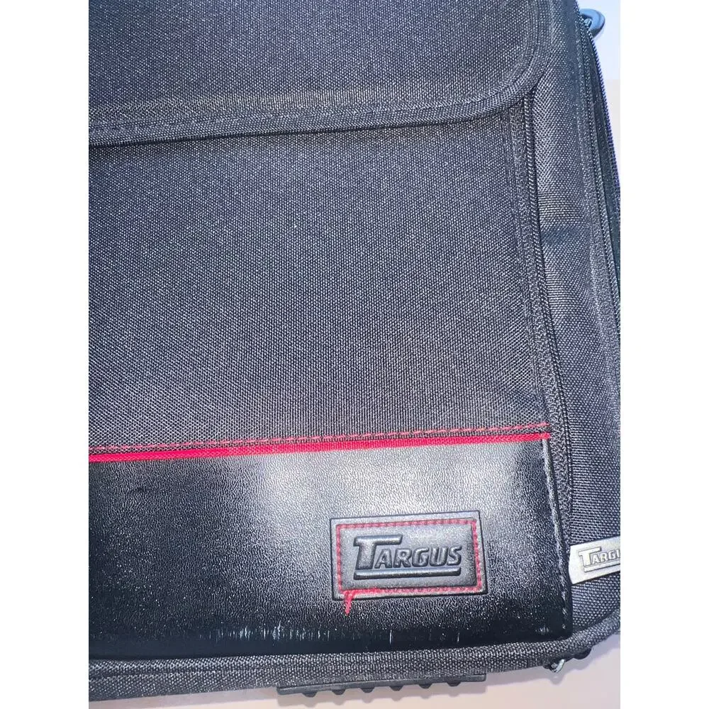 Sale!! Y2k Targus Laptop / Messenger Bag 16”x 12” x 4 aprox sale!!